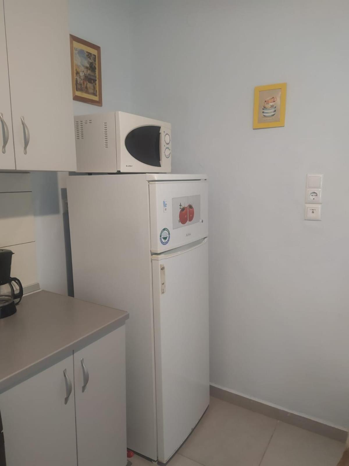 Family House By The Beach Потос Екстериор снимка