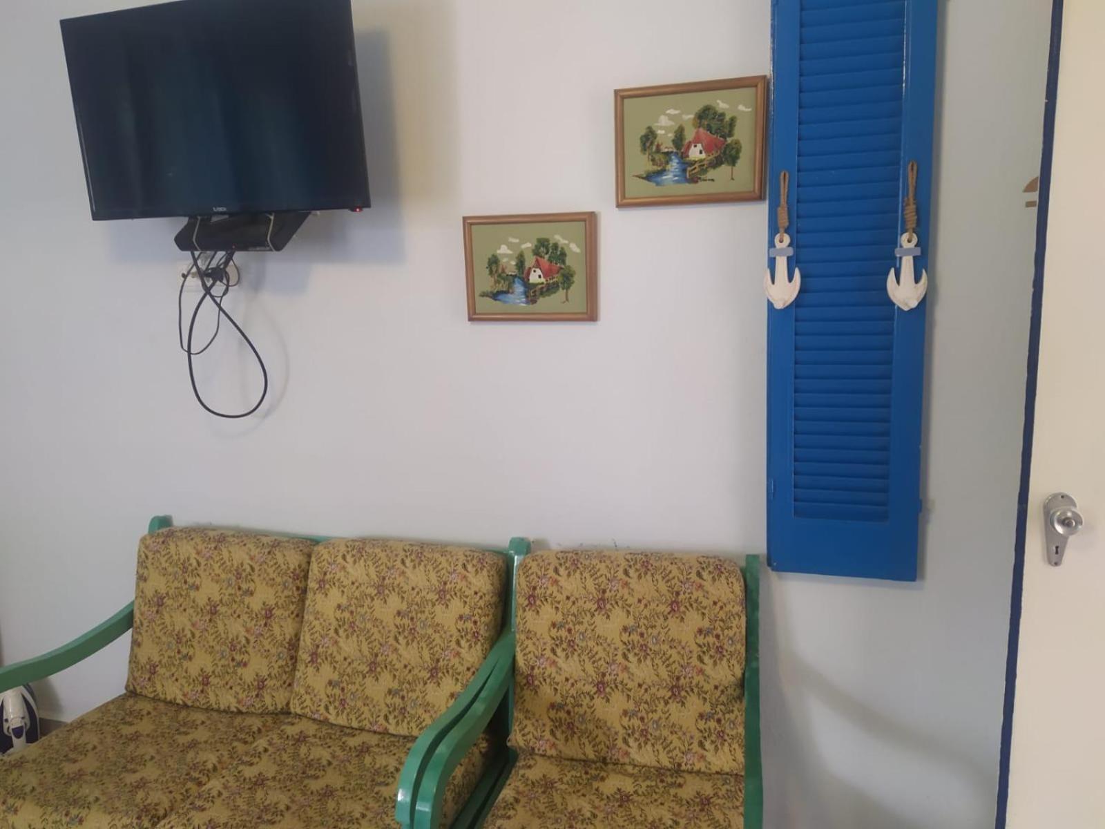 Family House By The Beach Потос Екстериор снимка