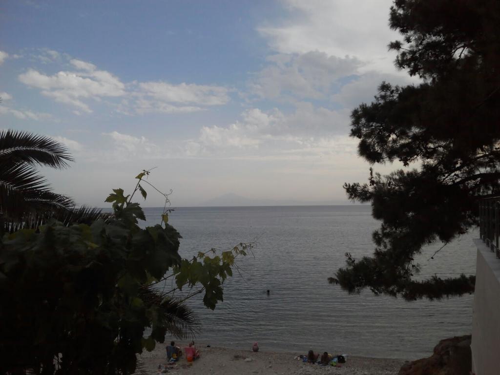 Family House By The Beach Потос Екстериор снимка