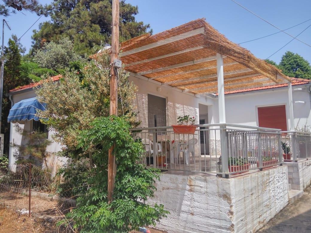 Family House By The Beach Потос Екстериор снимка